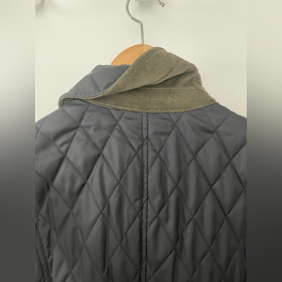 L.L. Bean Black Vest - Small - Picture 4 of 5